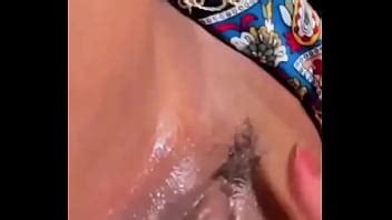 TÔ TODA MOLHADA ESPERANDO SUA LÍNGUA AQUI ROSA VERMELHA XVIDEOS