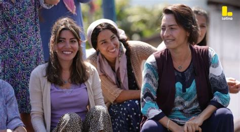 MUY PRONTO POR LATINA TELEVISIÓN TRAPOS SUCIOS