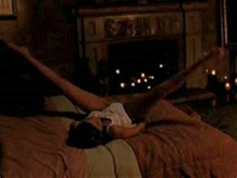 SCARY MOVIE NUDE SCENES AZNude