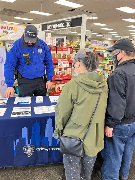 NYPD 105th Precinct | New York NY