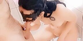 Trop Envie De Le Sucer Dans La Douche African Sex Guide