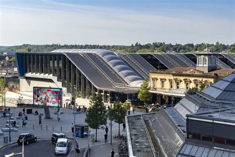 Apex Forbury Road, Reading - Office property in Reading - Vail Williams