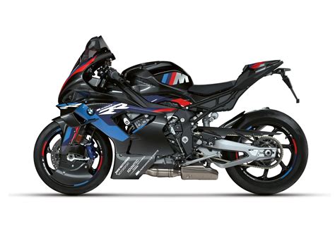 Motorrad Vergleich Yamaha R1 2009 vs. BMW M 1000 RR 2024
