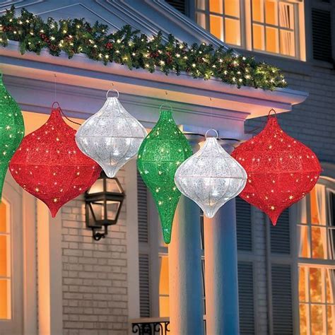 Add Sparkle To Your Yard With These Lighted Large Mesh Hanging