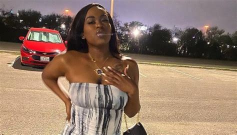 Mulher desmaia e é hospitalizada após ficar vibrador preso na vagina