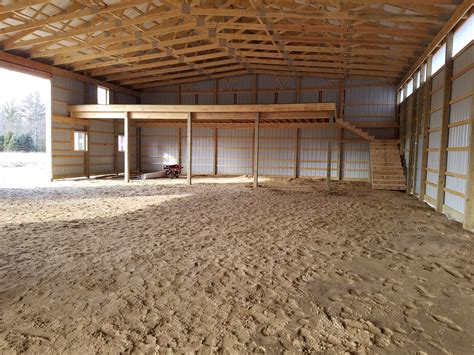 Interior designers give an explanation of pole barn with living quarters 10