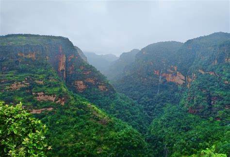 pachmarhi mp india hill station  place  enjoy