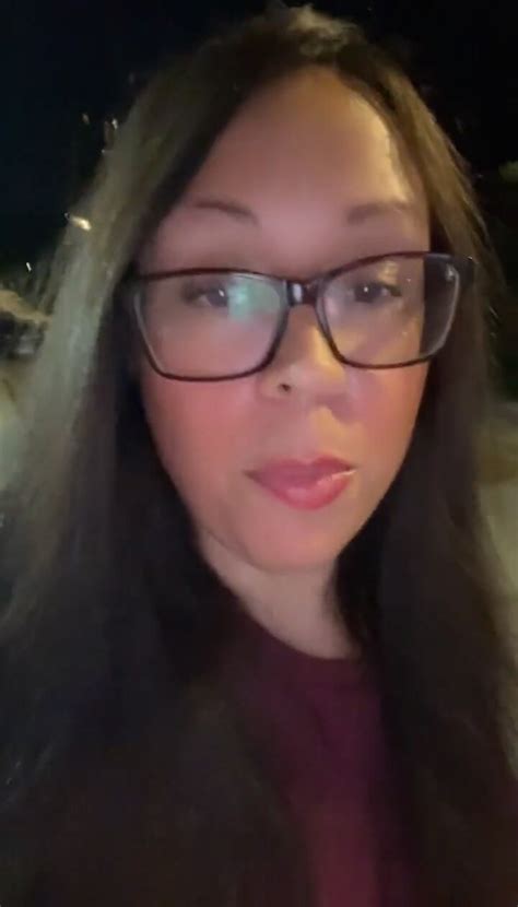 Im Going To Get Pizza Hope They Can T Smell My Pussy Thisvid