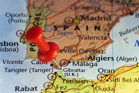 Day Trip to Gibraltar - What to visit ? - The Lisbon Guide - Updated