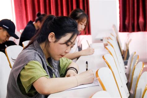 我校举办第六届学生记者职业技能大赛 景德镇陶瓷大学官方网站