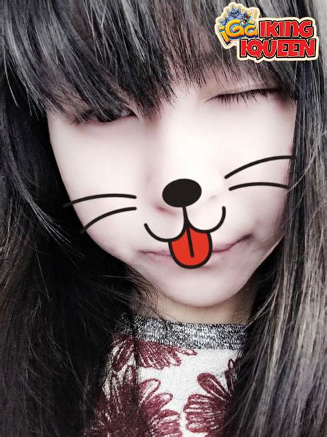 Sốt xình xịch với dàn hot girl hot boy của cuộc thi iQueen iKing