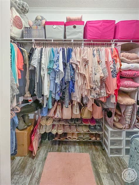 10 Budget Friendly Solutions to Organize your Closet - Happily Ever
