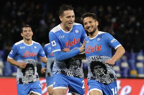 Leader Napoli Marks Maradona Anniversary With Superb Lazio Win Daily