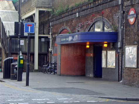 Filegoldhawk Rd London Underground Tube Station Wikimedia Commons