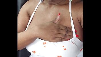 Sacando mis tetas y mi polla y corriéndome para ti XVIDEOS