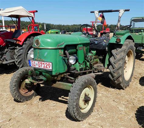 =Deutz D 30 S, ausgestellt am Baiersröder Hof im August 2018 ...