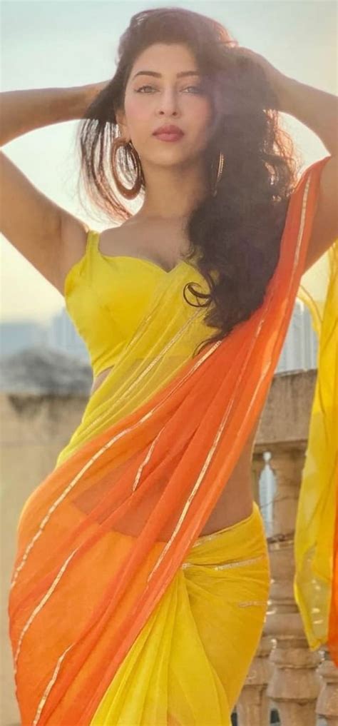 Wallpaper Sonarika Bhadoria Hot