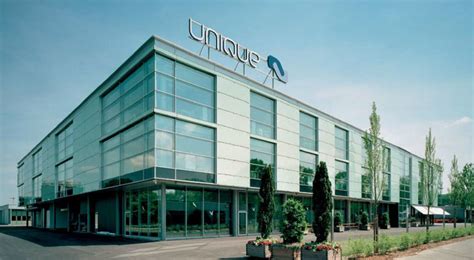 unique  headquarter hochbau projekt ribi blum ag