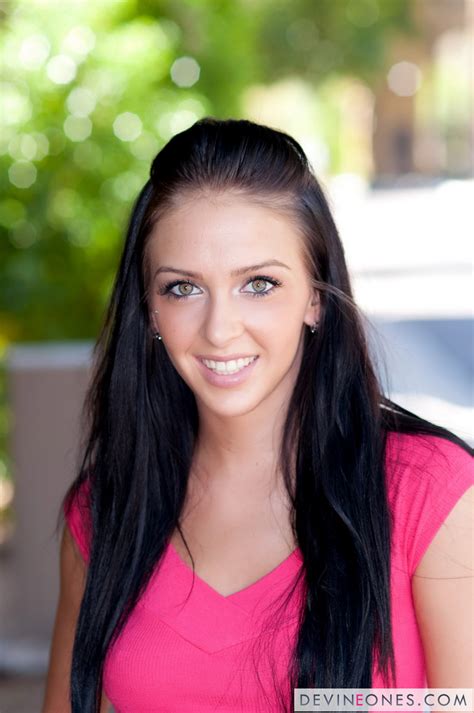 Stephanie Kane Flashes Her Tits For Devine Ones Devine Ones