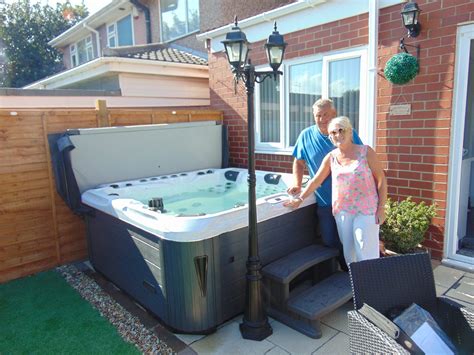 The Hot Tub Warehouse Gallery Pictures Hot Tubs North East