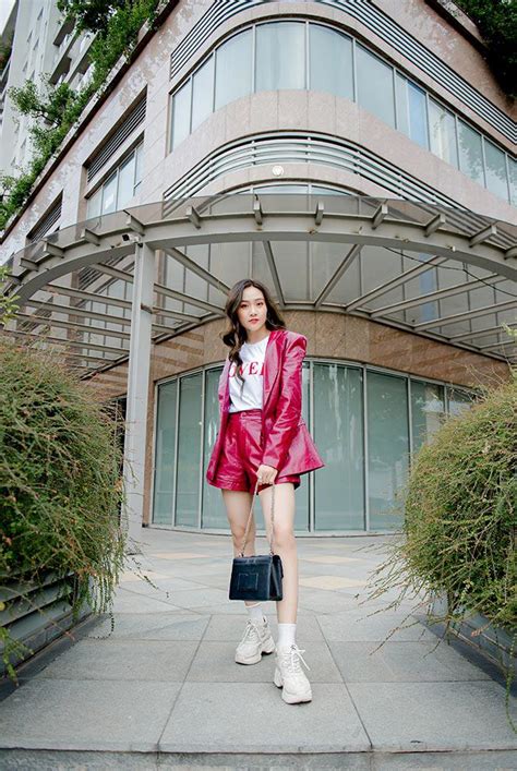 L Hot Girl Ng N T Nh Nh Ng M Style T Ng T I Tr C M Y C Tuy T Chi U M C Vest Y N T Nh