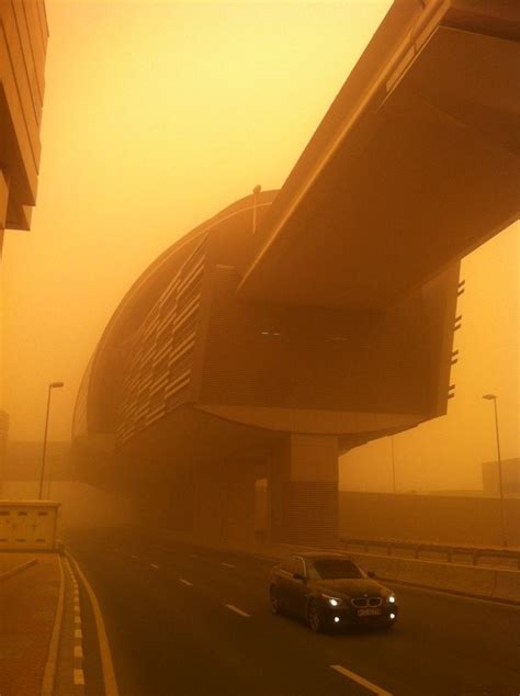 Sandstorm in Dubai : pics