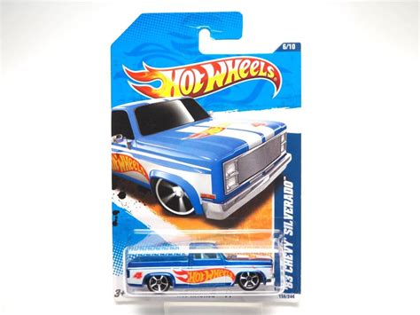未使用ホットウィール 83シェビー シルバラード Hot Wheels CHEVY SILVERADO C10 HWレーシングカラー トラック ピックアップの落札情報詳細 ヤフオク落札