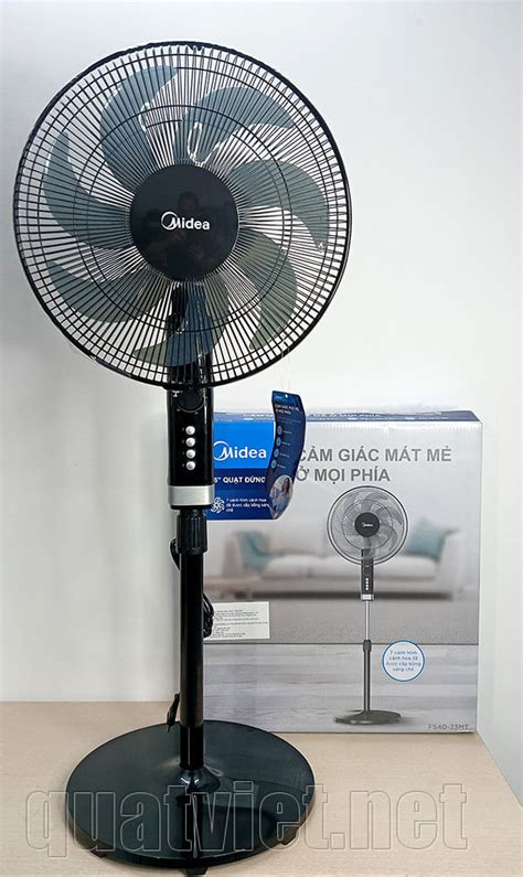 Quạt cây đứng Midea FS40-23MT 7 cánh màu đen