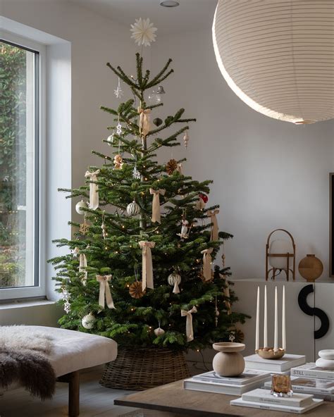 25 Scandinavian Christmas Decor Ideas to Create a Cozy and Stylish