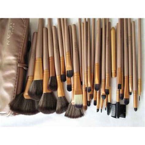 Buy Best Naked Pcs Brush Set Online Price In Pakistan Shopse Pk