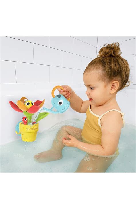 Yookidoo Peek-A-Bee Tub Flower Bath Toy | Nordstrom | Bath toys, Flower