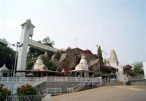 Famous Temples In Hyderabad That You Must Visit In Hyderabad