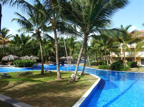 Lazy River Pool Largest In Dominican Republic At Dreams Punta Cana