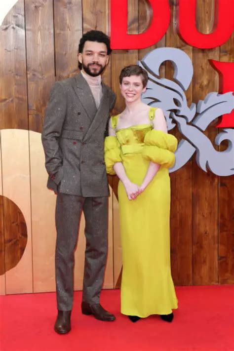 Sophia Lillis Bikini Pictures Hot Sexy Livinlavidalowcarb