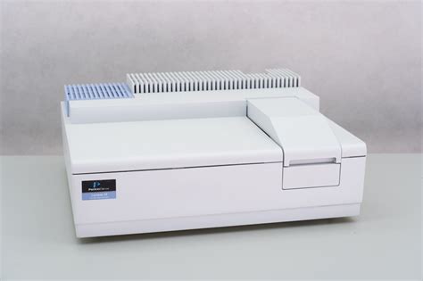 Spectrophotomètre Perkin Elmer Lambda 25 UV Vis Gemini BV