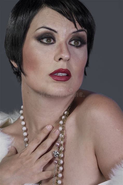 S Style Brunette Dancer With Short Hair And Jewels Tumb Naked Stock Image Image Of Elegant