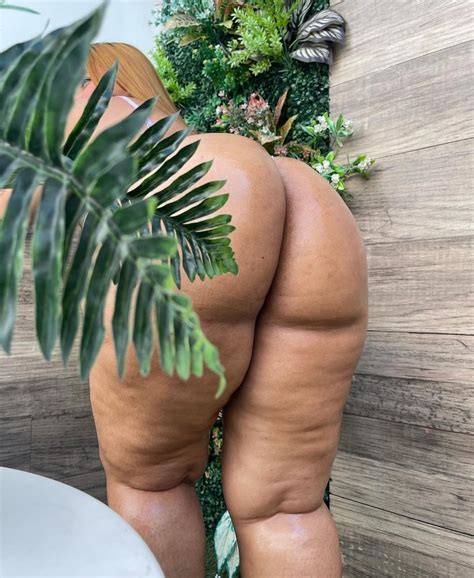 Colombian BBW Goddess ShesFreaky