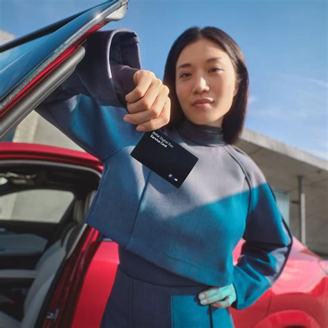 how to use bmw digital key card