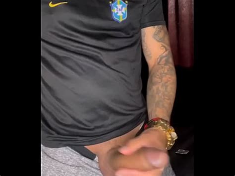 Vídeo solo gozando nos pés XVIDEOS