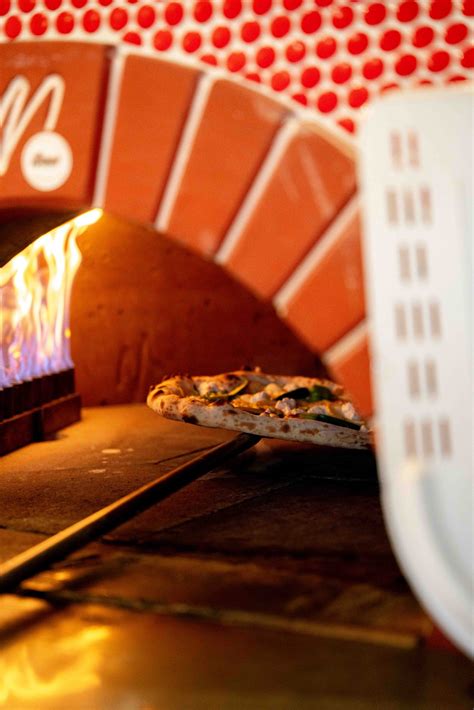 Luna’s Pizza & Wine | Broadbeach Gold Coast