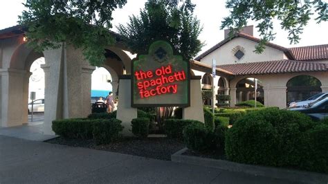 The Old Spaghetti Factory 1910 J St Sacramento Ca 95814 Usa