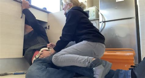 Spanish Hot Wife BLOWJOB WITH PLUMBER 19 Pics XHamster