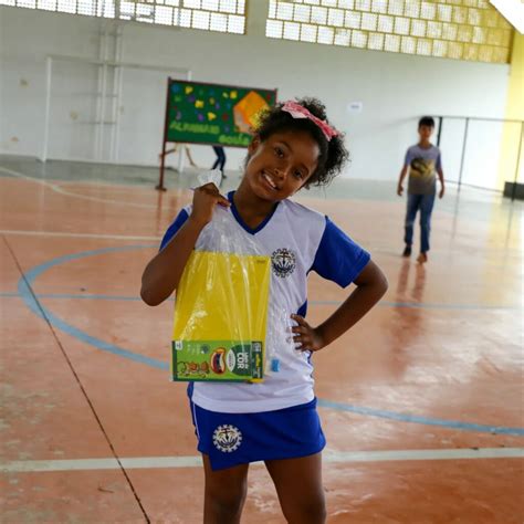 Entrega Dos Uniformes Da Rede Municipal Prefeitura De Santa Rita Do