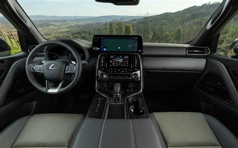 lexus lx  overtrail flagship luxury suv lexus india