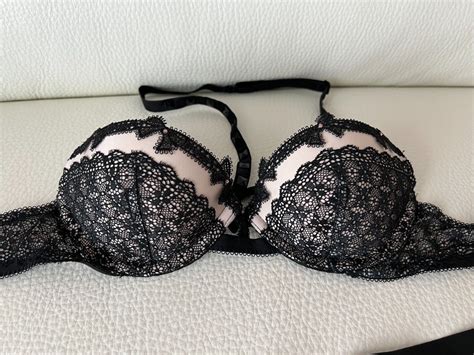 Victoria S Secret Very Sexy Lingerie Lace Bra Garter Gem