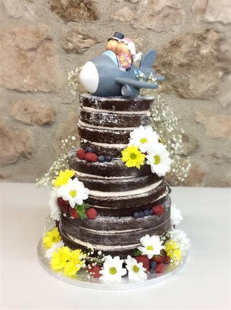 Reinventa lo clásico con una naked cake Mi Boda