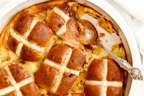 Skinnymixer S Hot Cross Buns Bread And Butter Pudding Skinnymixers
