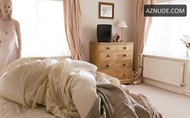 Thora Birch Eugena Washington Lesbian Scene In Affairs Of State AZNude