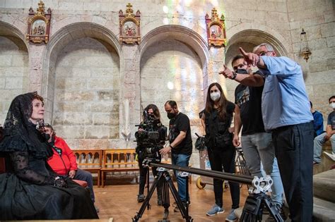 Carmen Latina Sirvienta