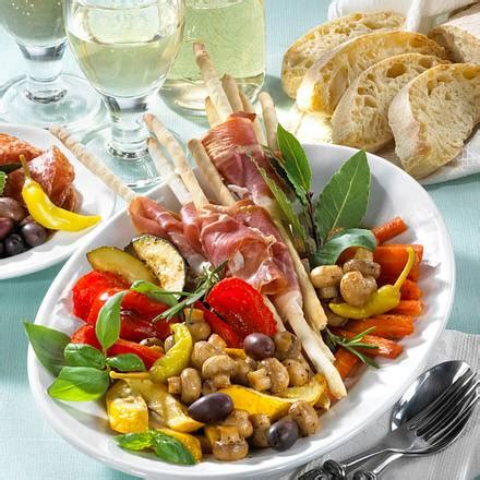 Klassische Antipasti Platte Rezept LECKER